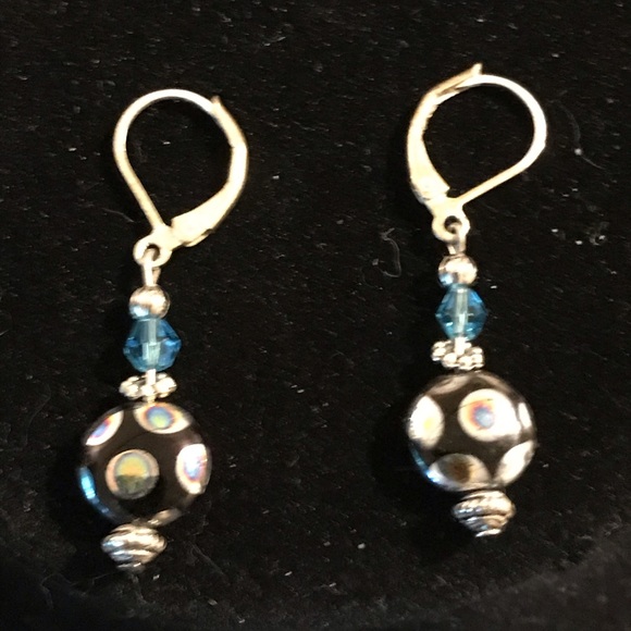 Necklace with matching earrings - Picture 2 of 3